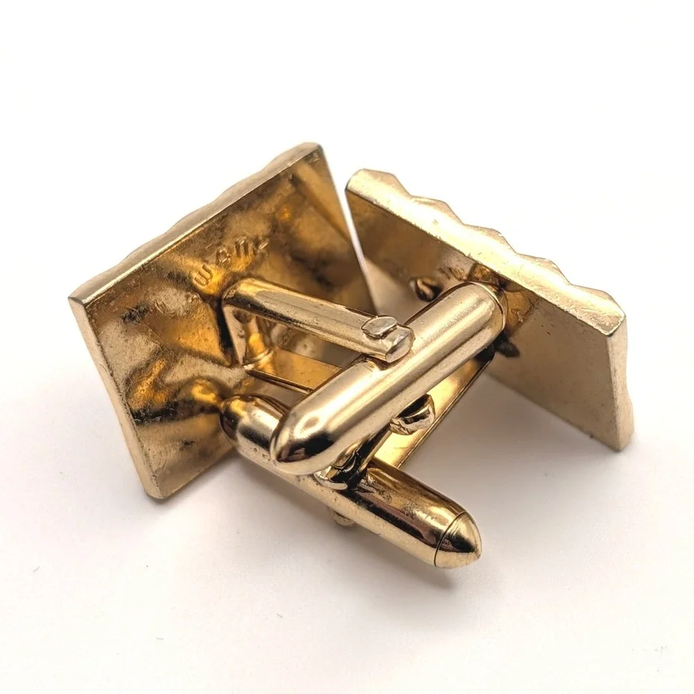 60s Swank Vintage Cufflinks Gold Tone Textured Geometric Rectangular Toggle Back